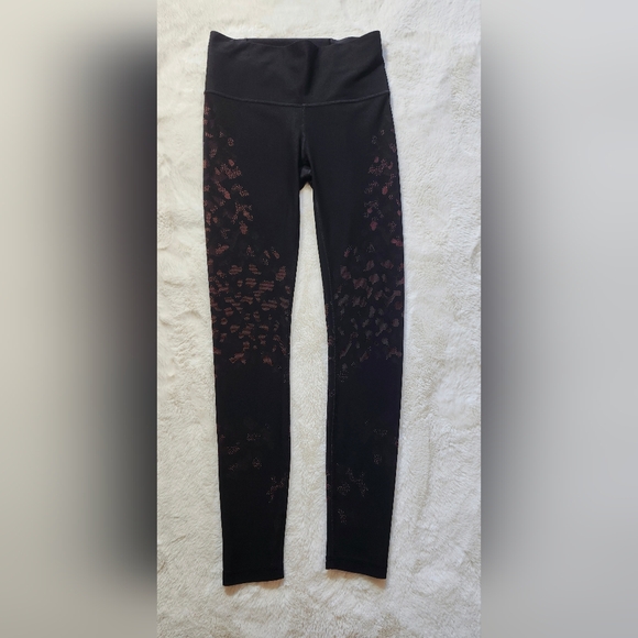 Lululemon Mapped Out High Rise Tight 28" *Camo. Size 8 - Picture 8 of 14